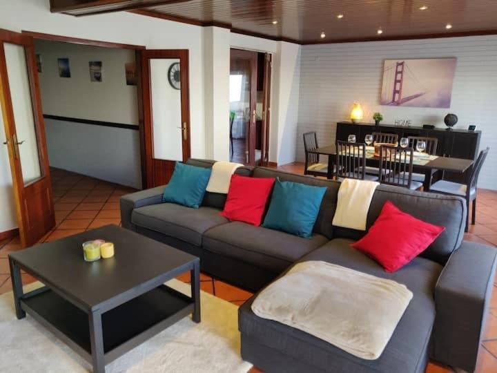 Guestready - Charming Accents Near The Beach Lägenhet Sesimbra Exteriör bild
